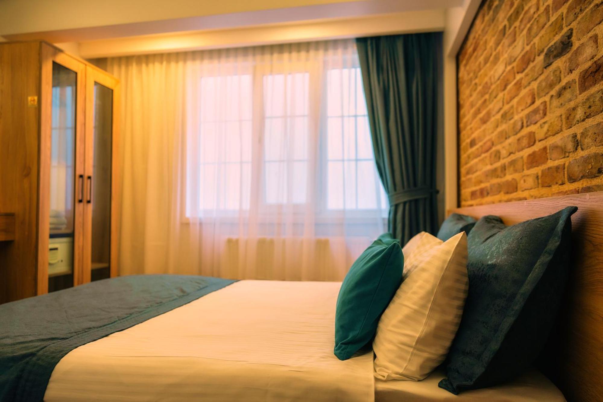 Taksim Santa Lucia Hotel Istambul Extérieur photo